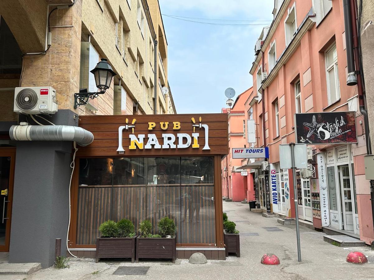 Apartment Teatar Tuzla Exterior foto